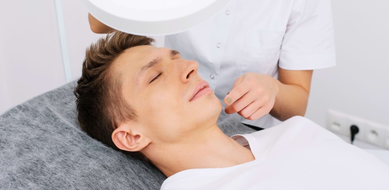 Photodynamische Therapie bei Hautkrebsvorstufen