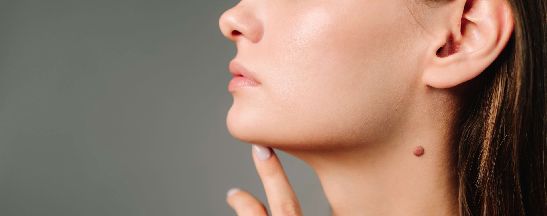 Bei der MGK Solitude in Stuttgart k&ouml;nnen Sie Ihr Doppelkinn sicher entfernen lassen.